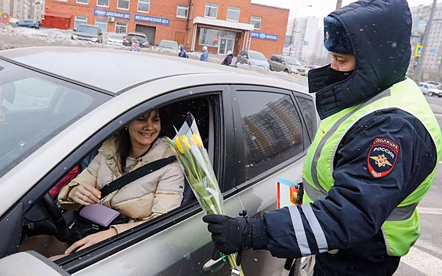 С Международным женским днем! Вот чем еще он прославился