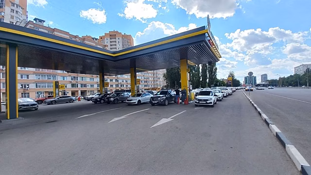 В Воронеже днём 20 августа найти бензин оказалось почти невозможно